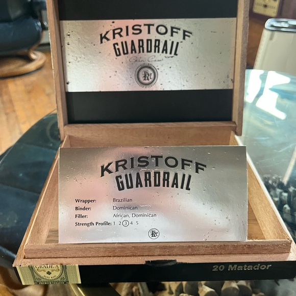 Assorted Cigar Box Collection - Picture 4 of 11